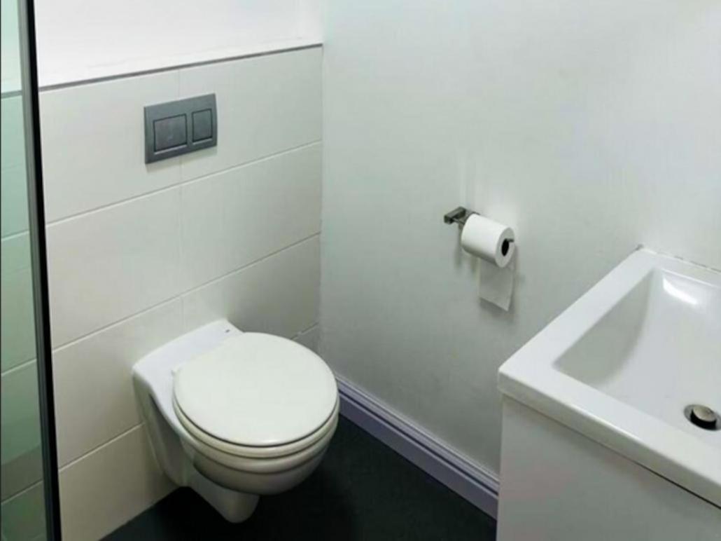 Unit 17 , 72 On Arnold Street Two Bedroom Flat * Cape Town